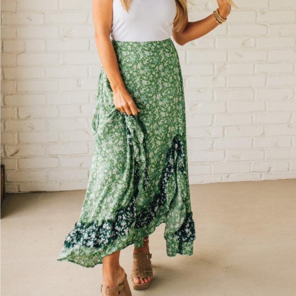 Double Side Slits Ruffled Maxi Skirt - Picture 6 of 16